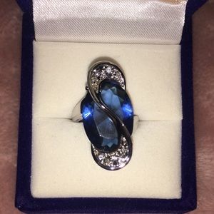 Blue sapphire ring